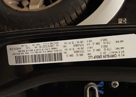 2012 Ram 1500 Laramie из США, поврежденный, VIN 1C6RD7NT2CS271391